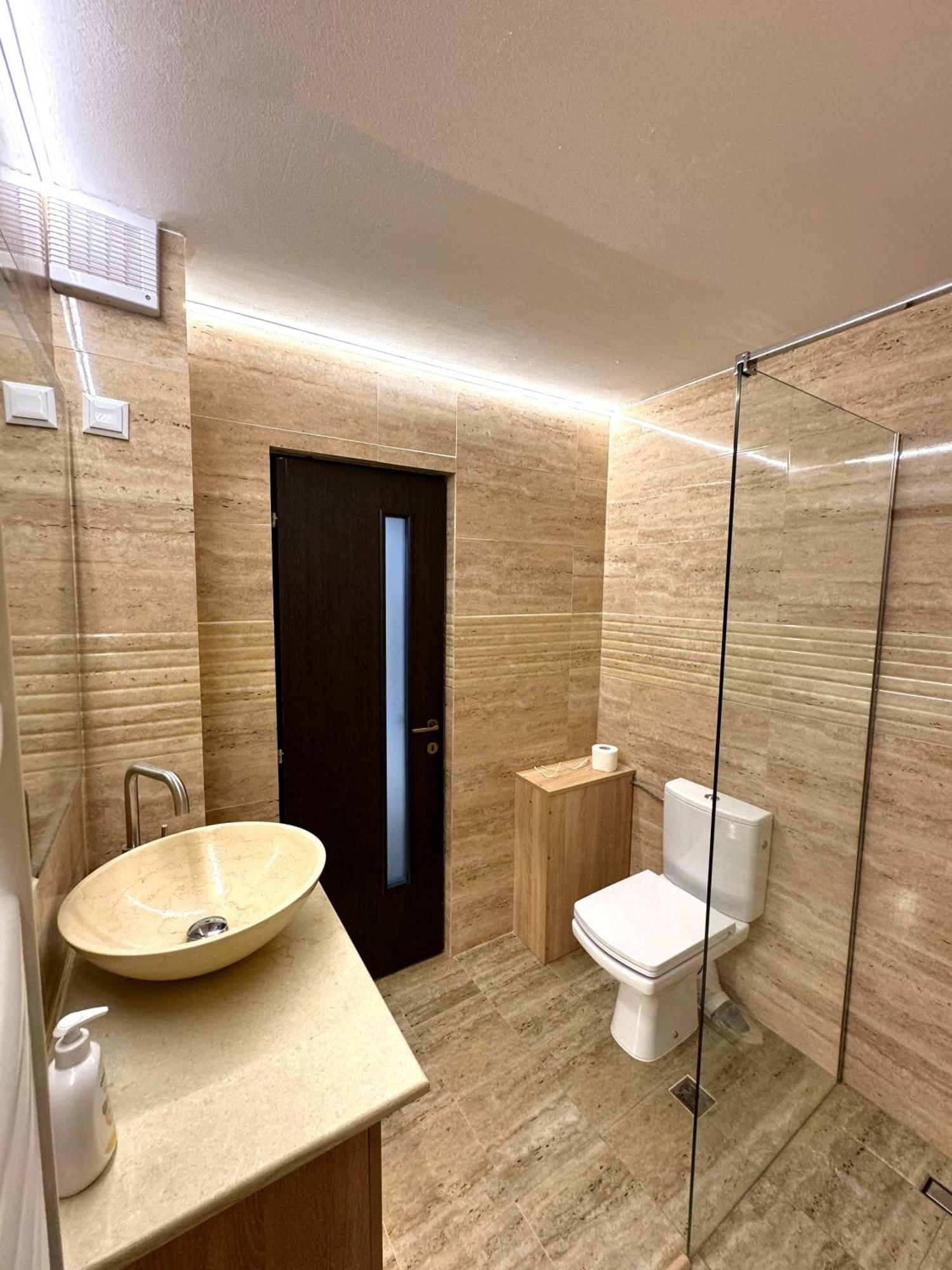Ultracentral Apartment Târgu Jiu Exterior foto
